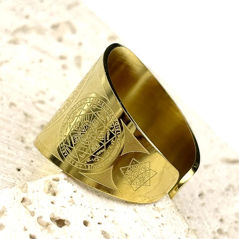 Anillo Ajustable Escudo de los 7 Arcángeles. Dorado Acero Inoxidable