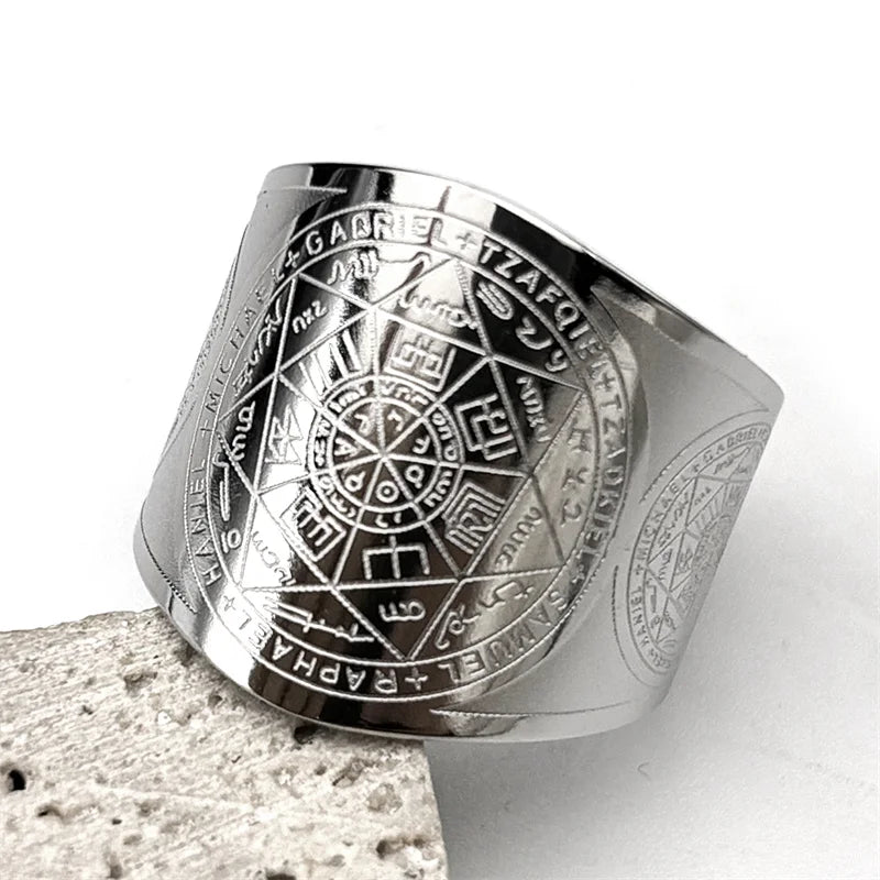 Anillo Ajustable Escudo de los 7 Arcángeles. Dorado Acero Inoxidable